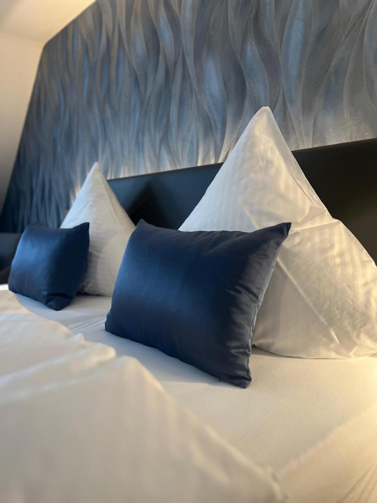 Hotel Restaurant Wolfsschlucht Gmbh 巴特明斯特艾弗尔 外观 照片